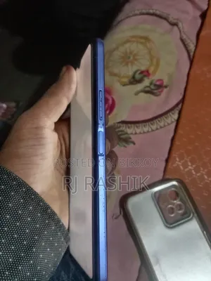 Vivo Y21 64 GB Blue