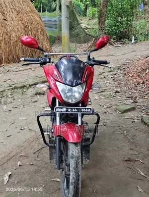 Hero Glamour 2017 Red