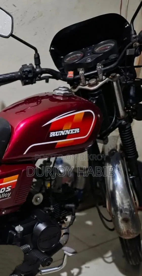 Runner AD 80S Alloy 2024 Red