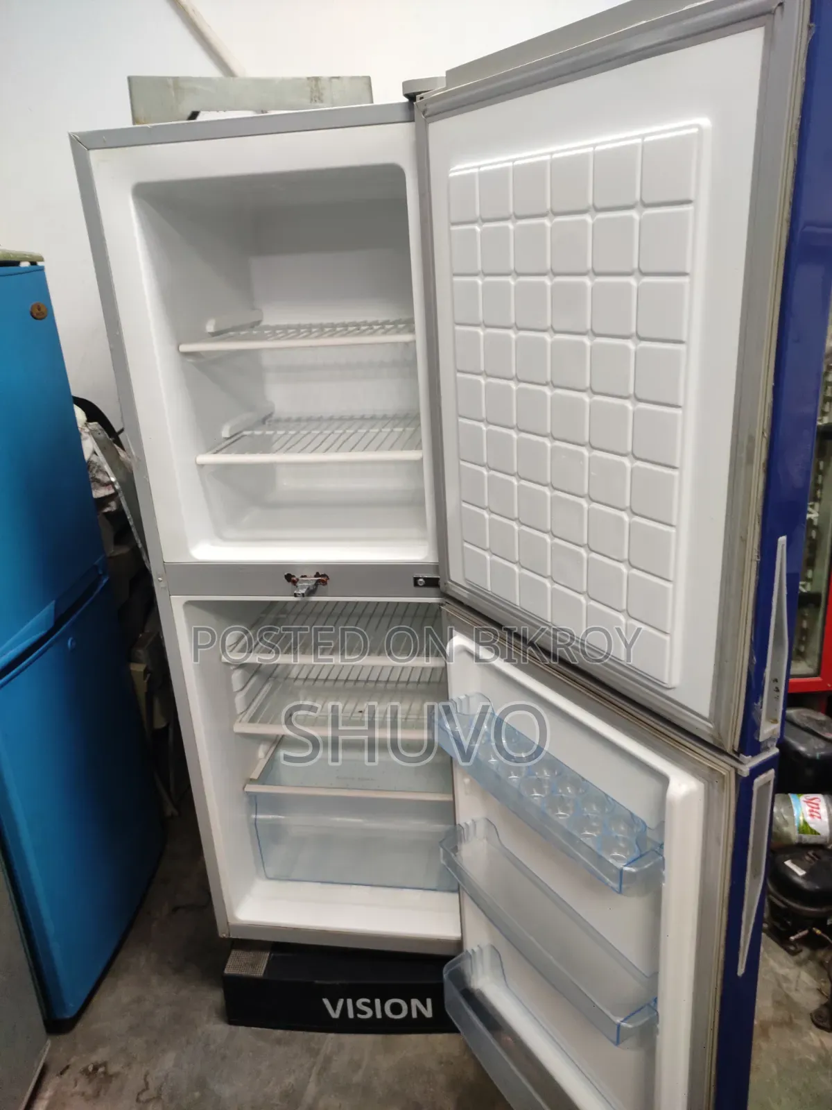 Refrigerator