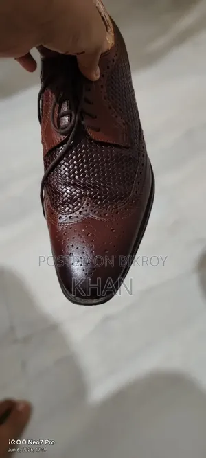 Shoe for Sell