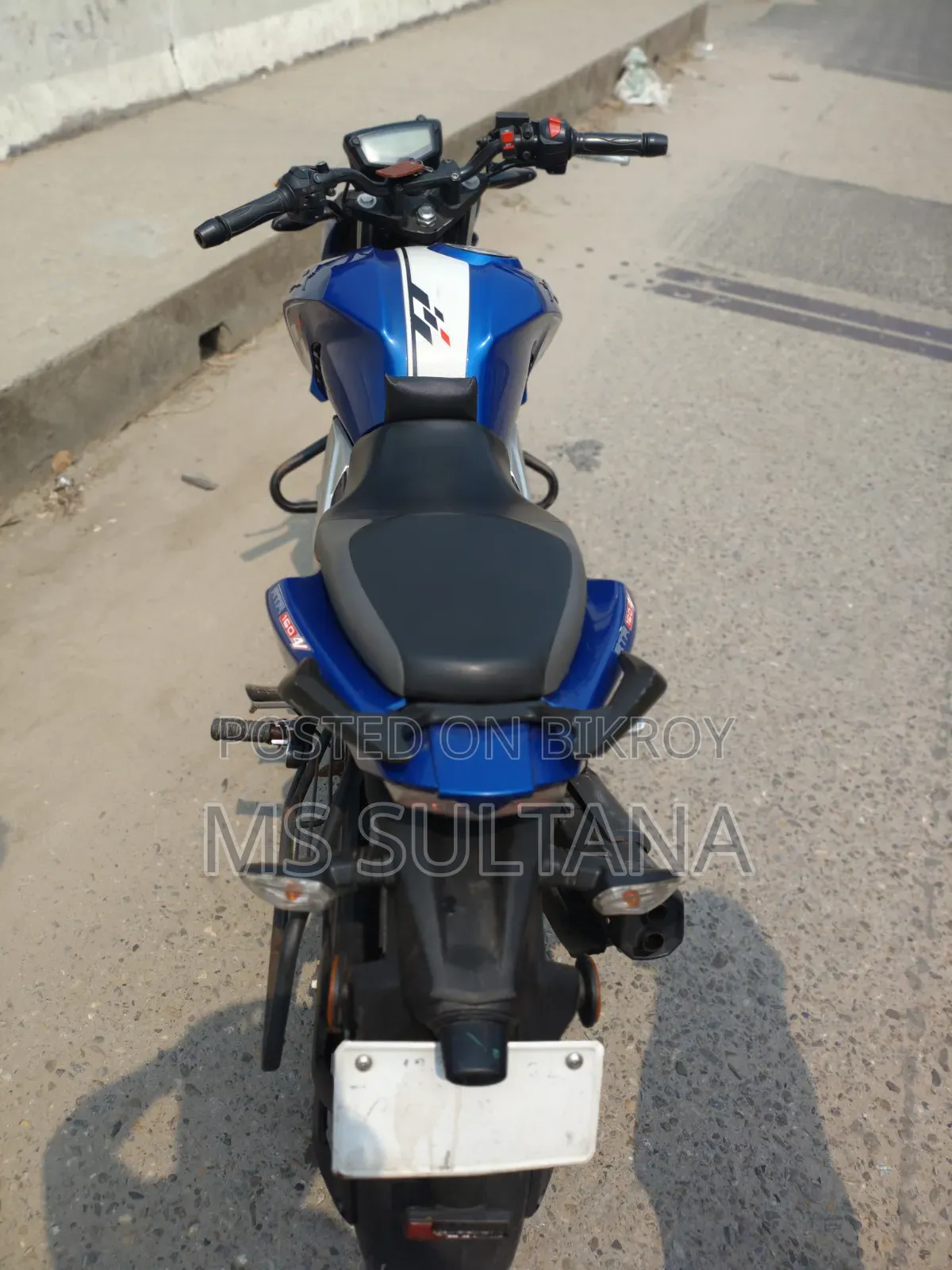 New TVS Apache RTR 160 4V 2024 Blue
