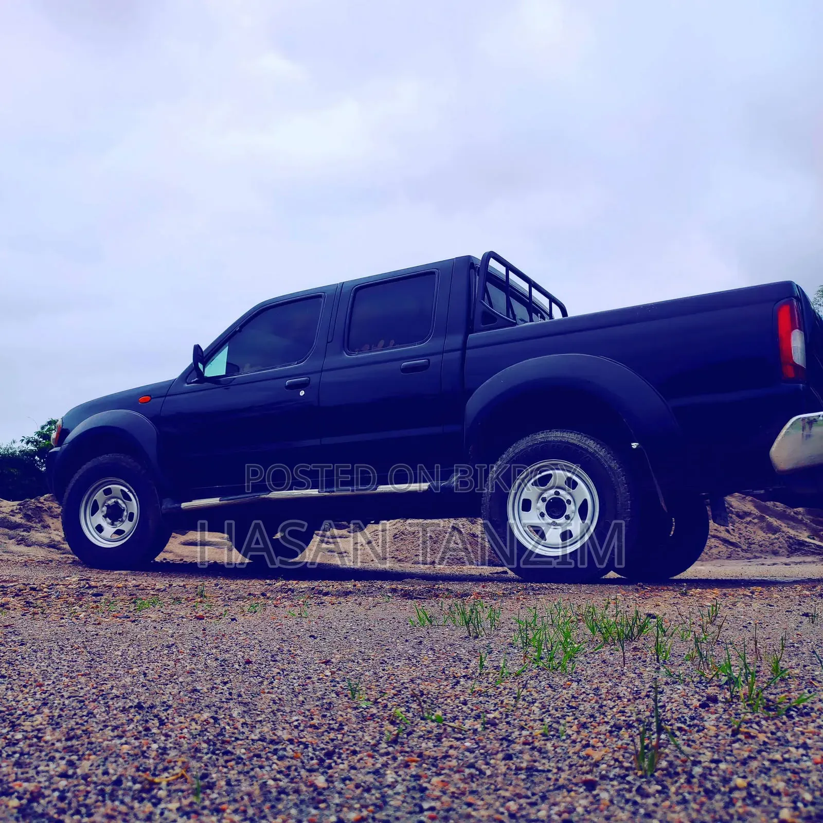 Nissan Cherry 2006 Black