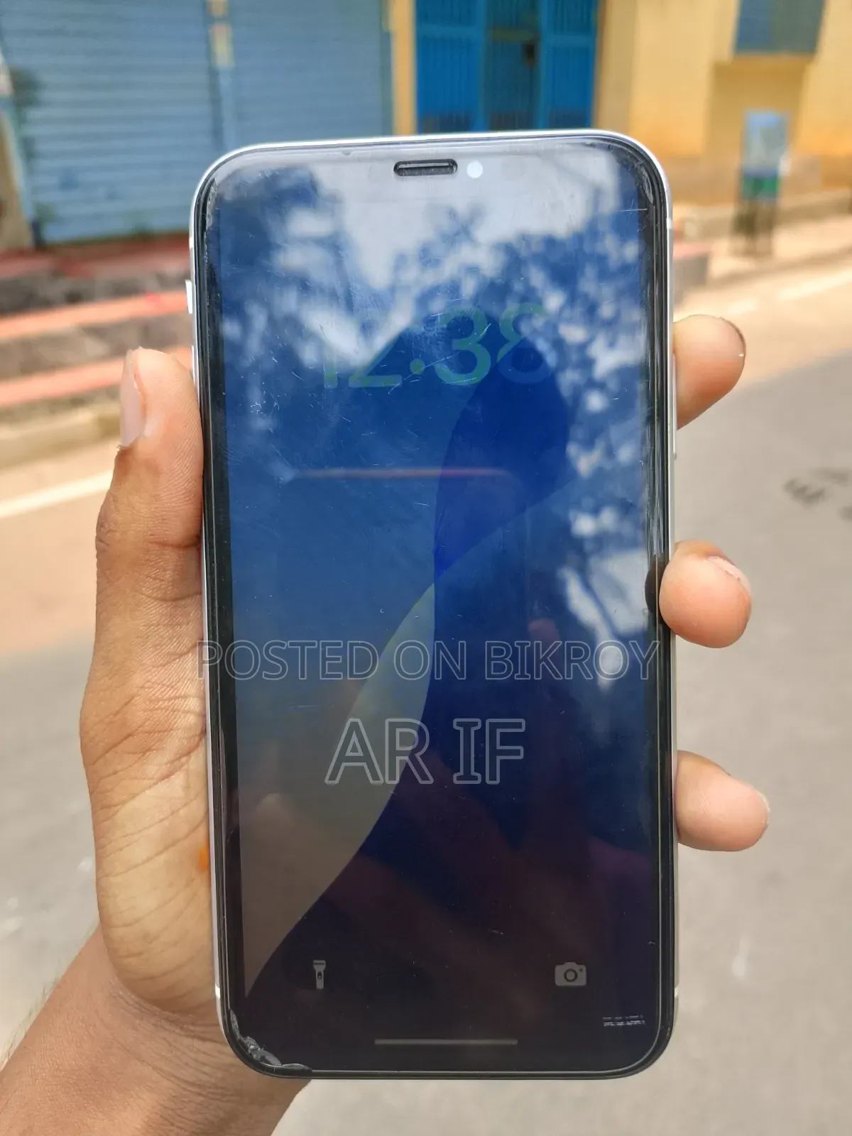 Apple iPhone XR 64 GB White