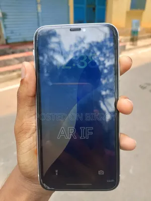 Apple iPhone XR 64 GB White