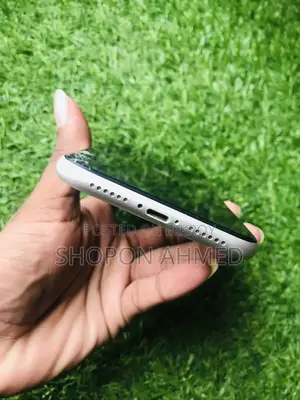 Apple iPhone 11 128 GB White