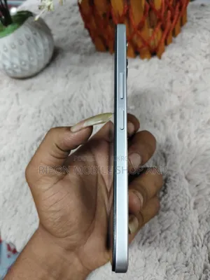 New Vivo Y19 128 GB Rose Gold