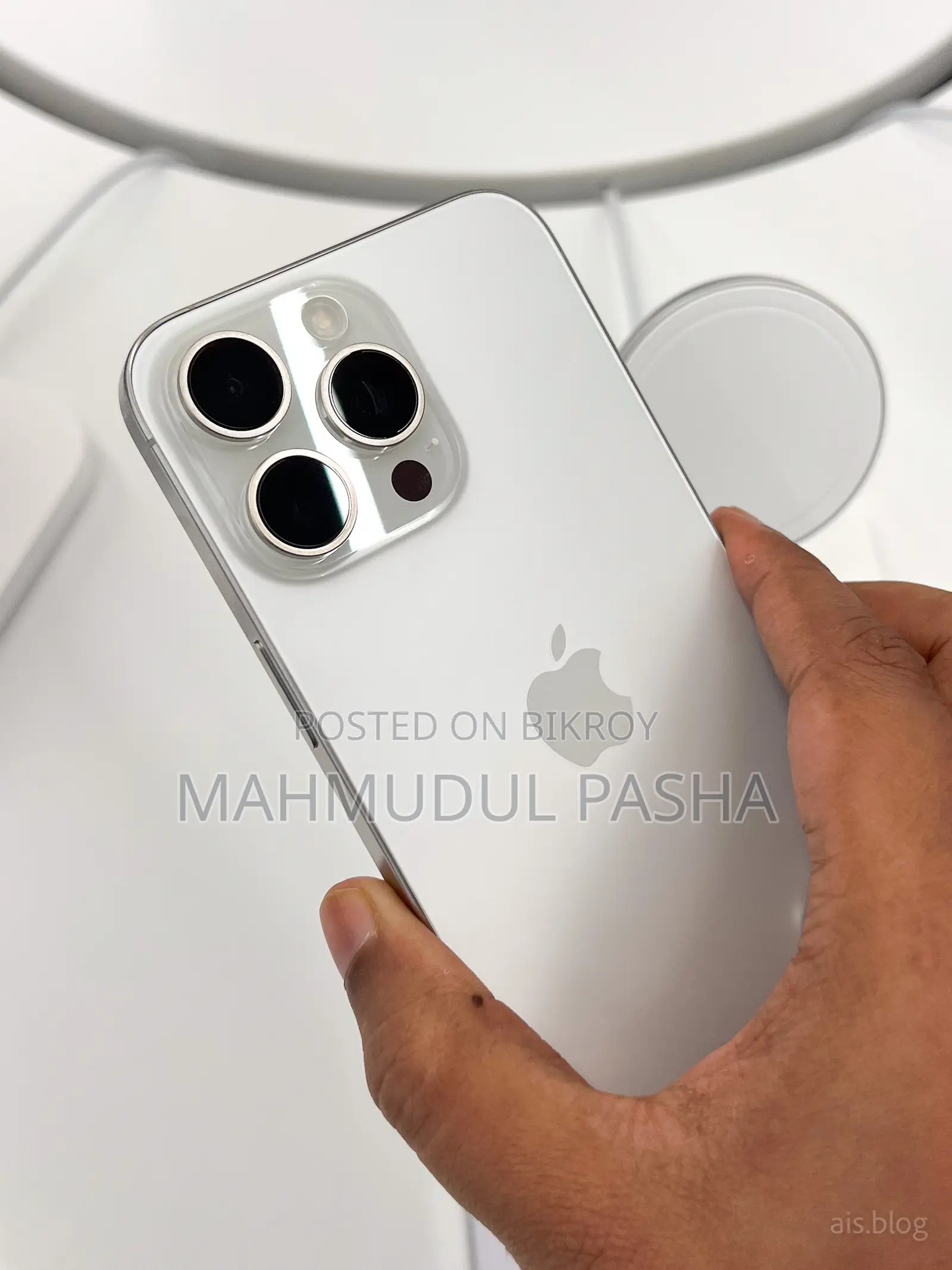 New Apple iPhone 15 Pro Max 256 GB White