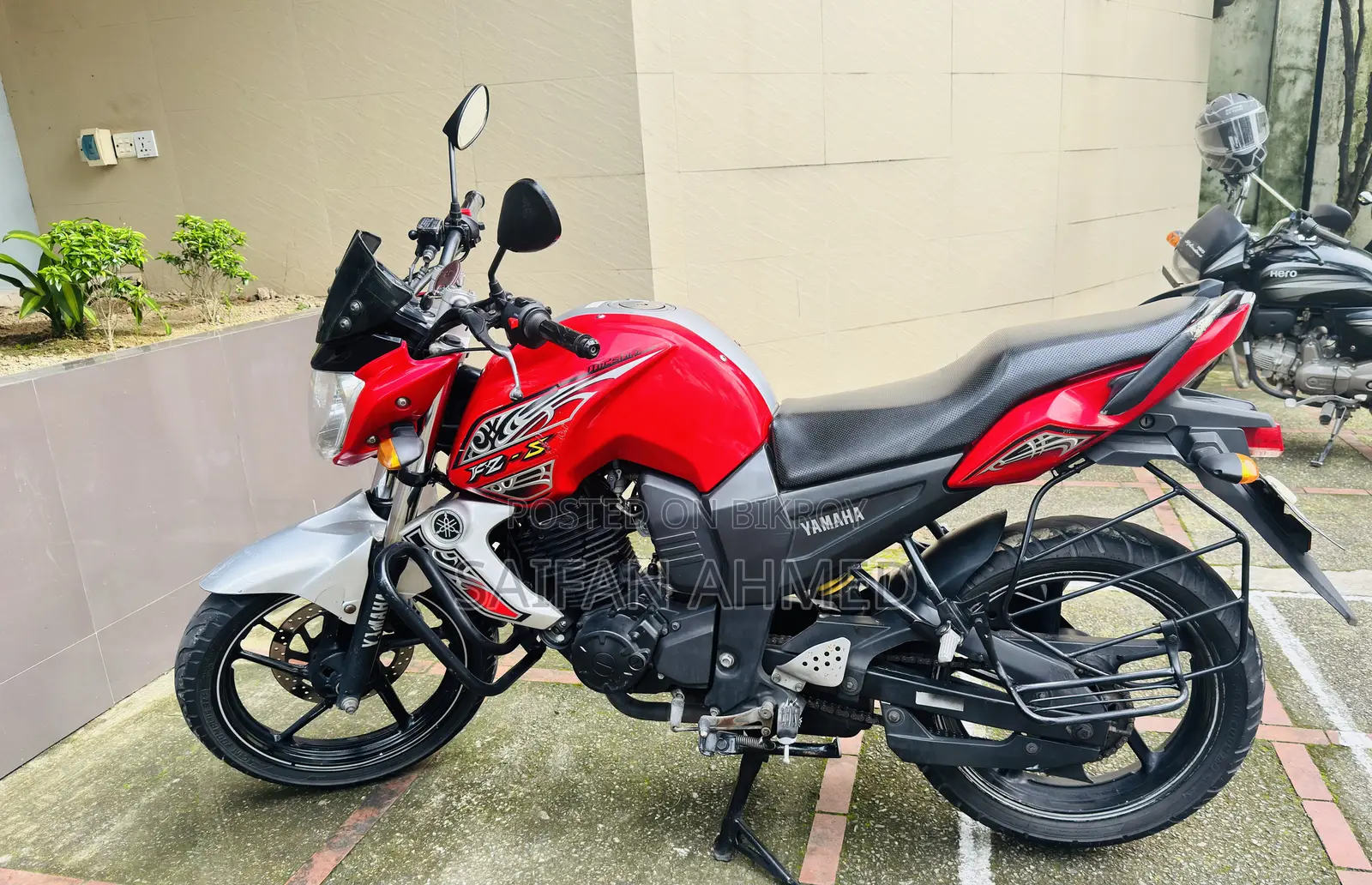 Yamaha FZ 2014 Red