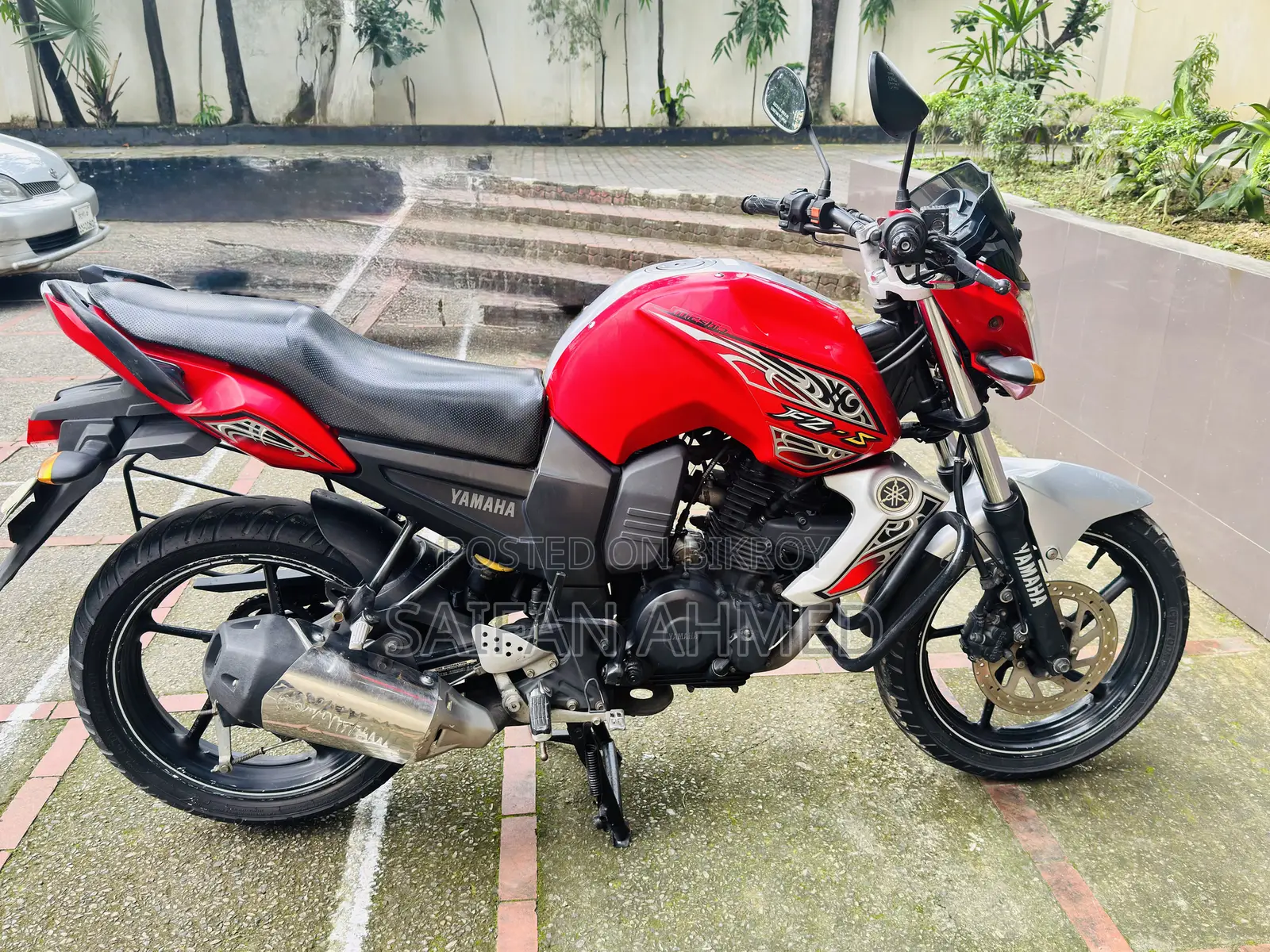 Yamaha FZ 2014 Red