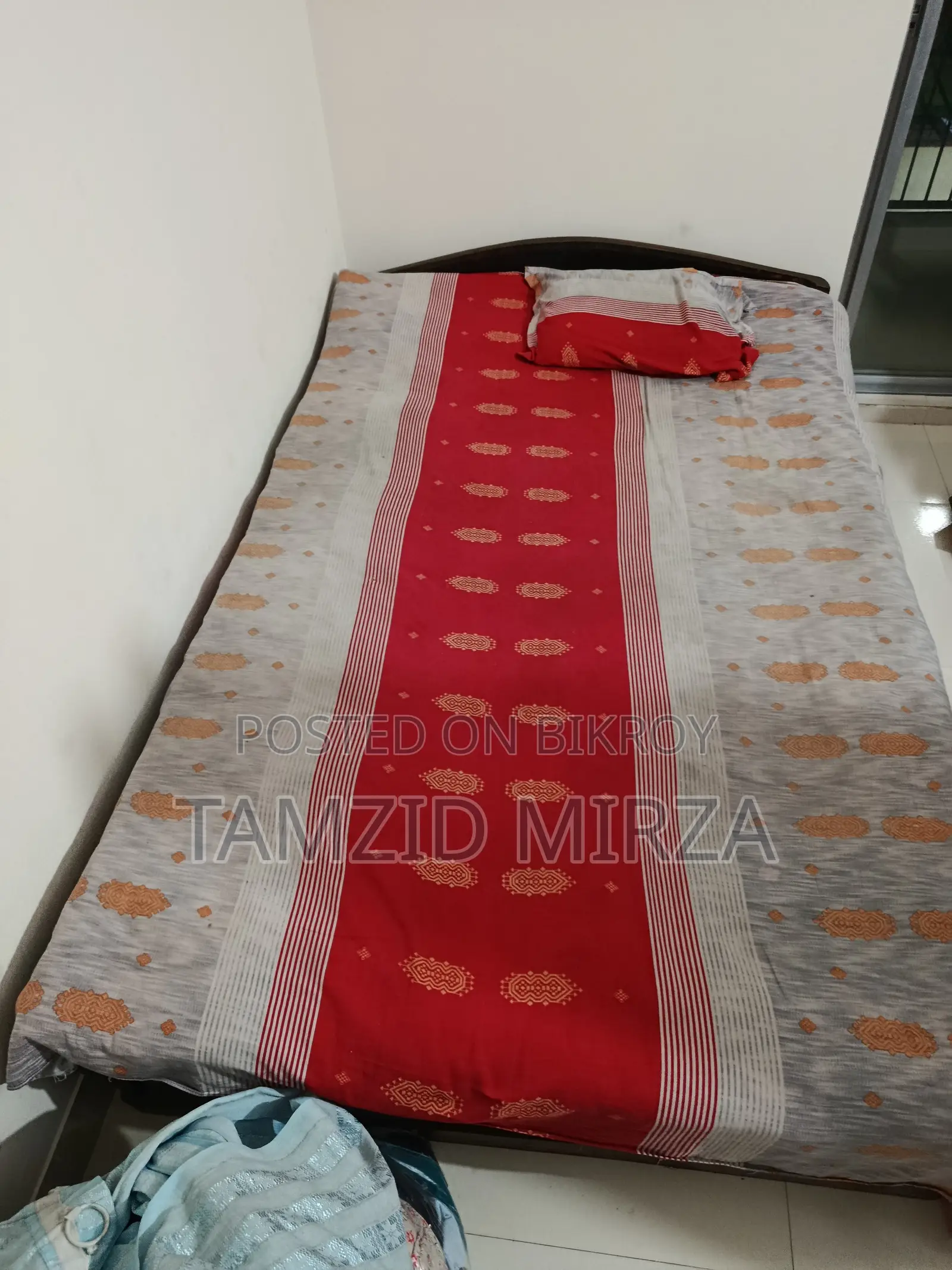 সিঙ্গেল খাট