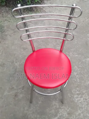 ইস্টিলের চেয়ার