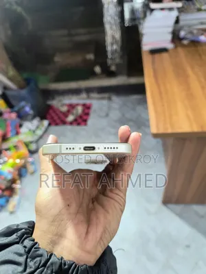 New Apple iPhone 15 128 GB Rose Gold