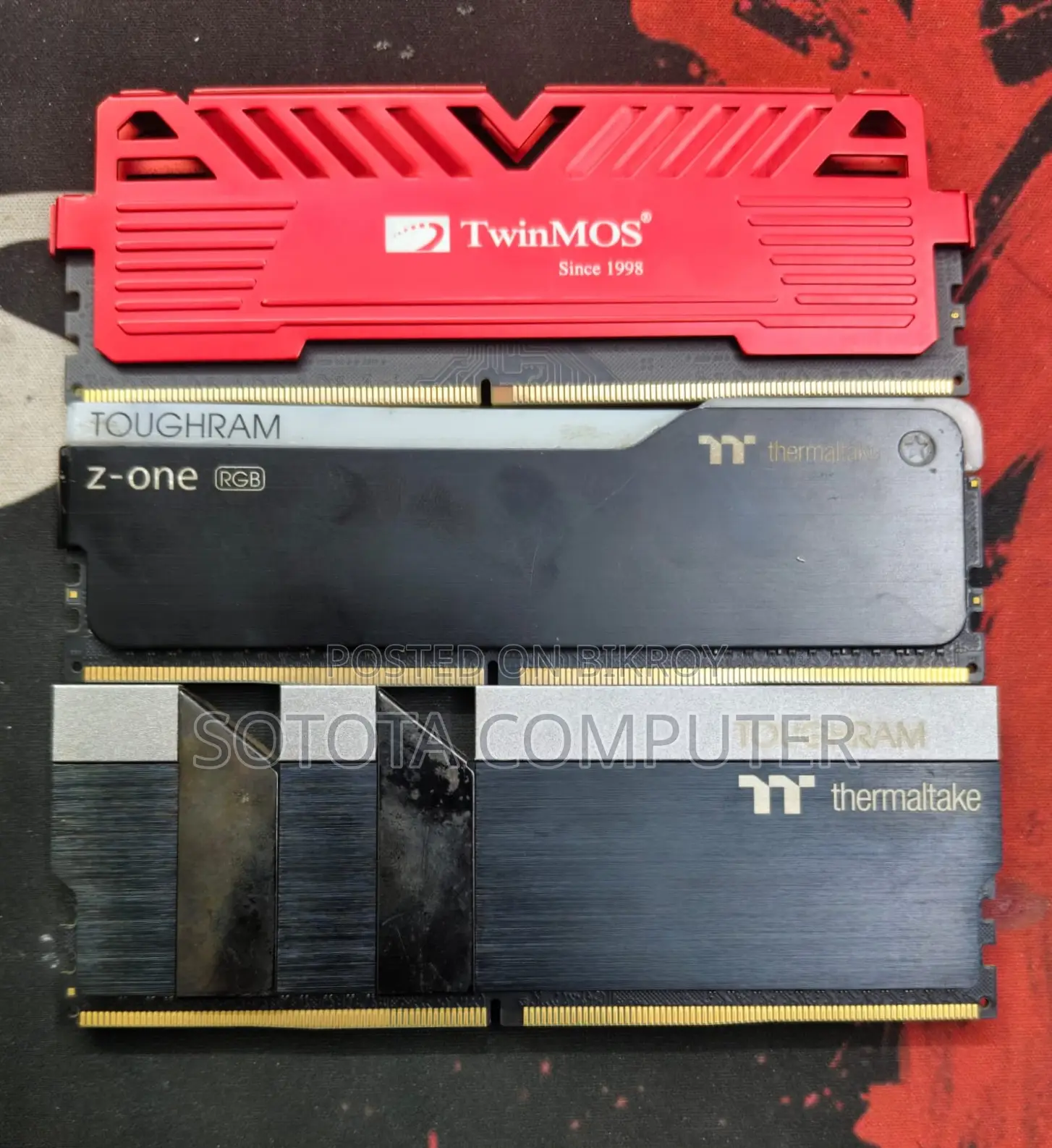 Twinmos Thermaltake Toughram 8GB DDR4 3200MHz Desktop RAM