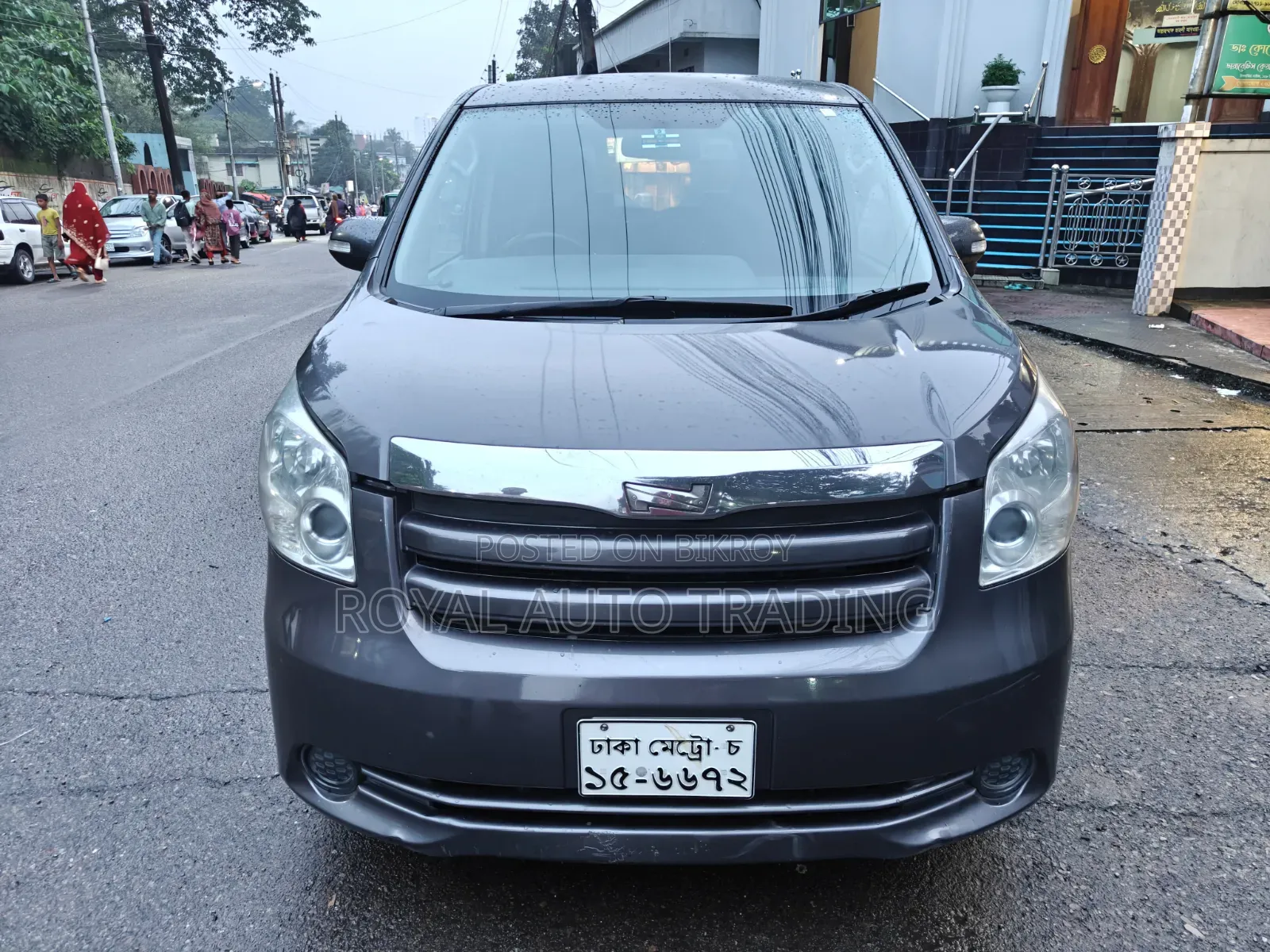Toyota Noah 2009 Gray