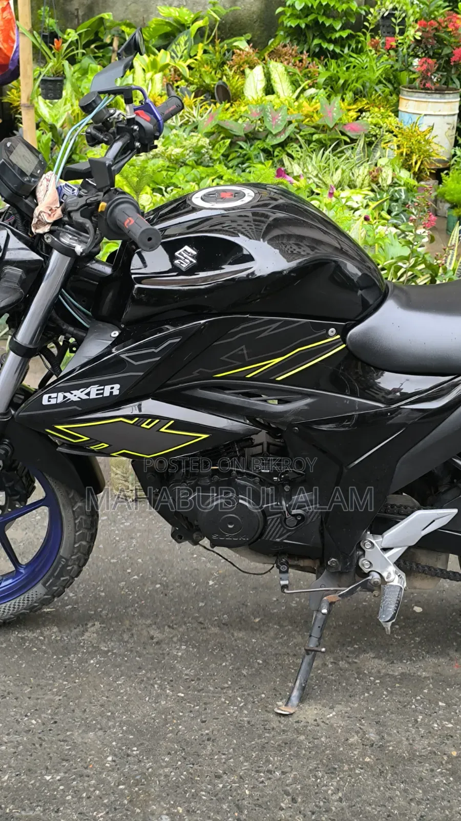 Suzuki Bike 2022 Black
