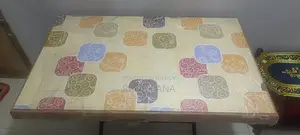 ডাইনিং টেবিল চেয়ার