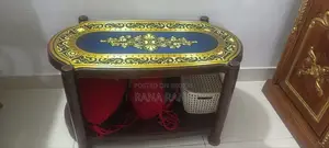 ডাইনিং টেবিল চেয়ার