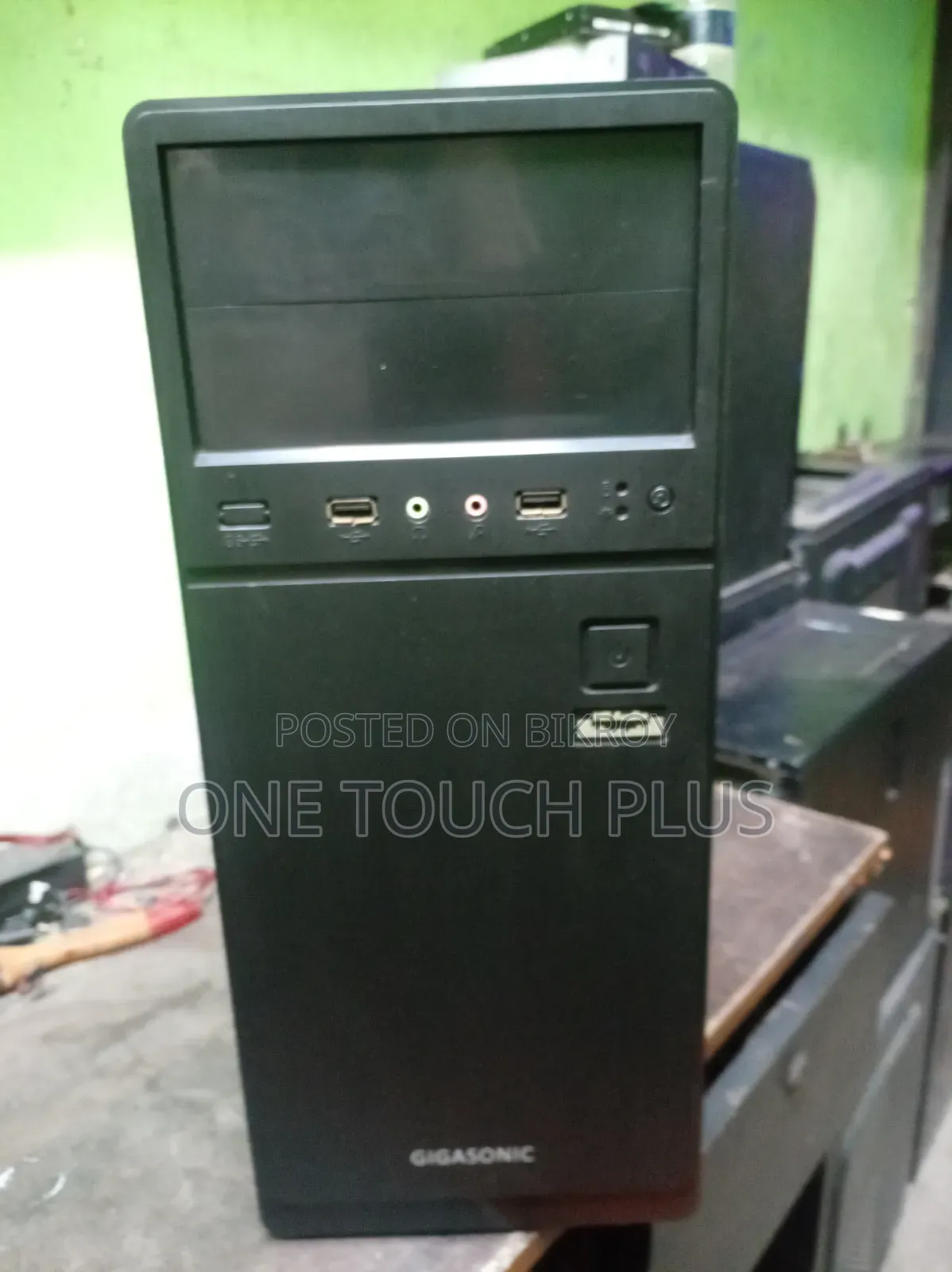 Desktop Computer 4GB Intel Core I5 HDD 500GB