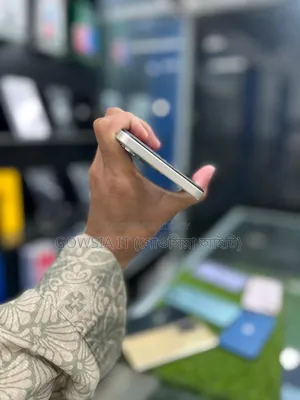 Realme 4 GB Gold