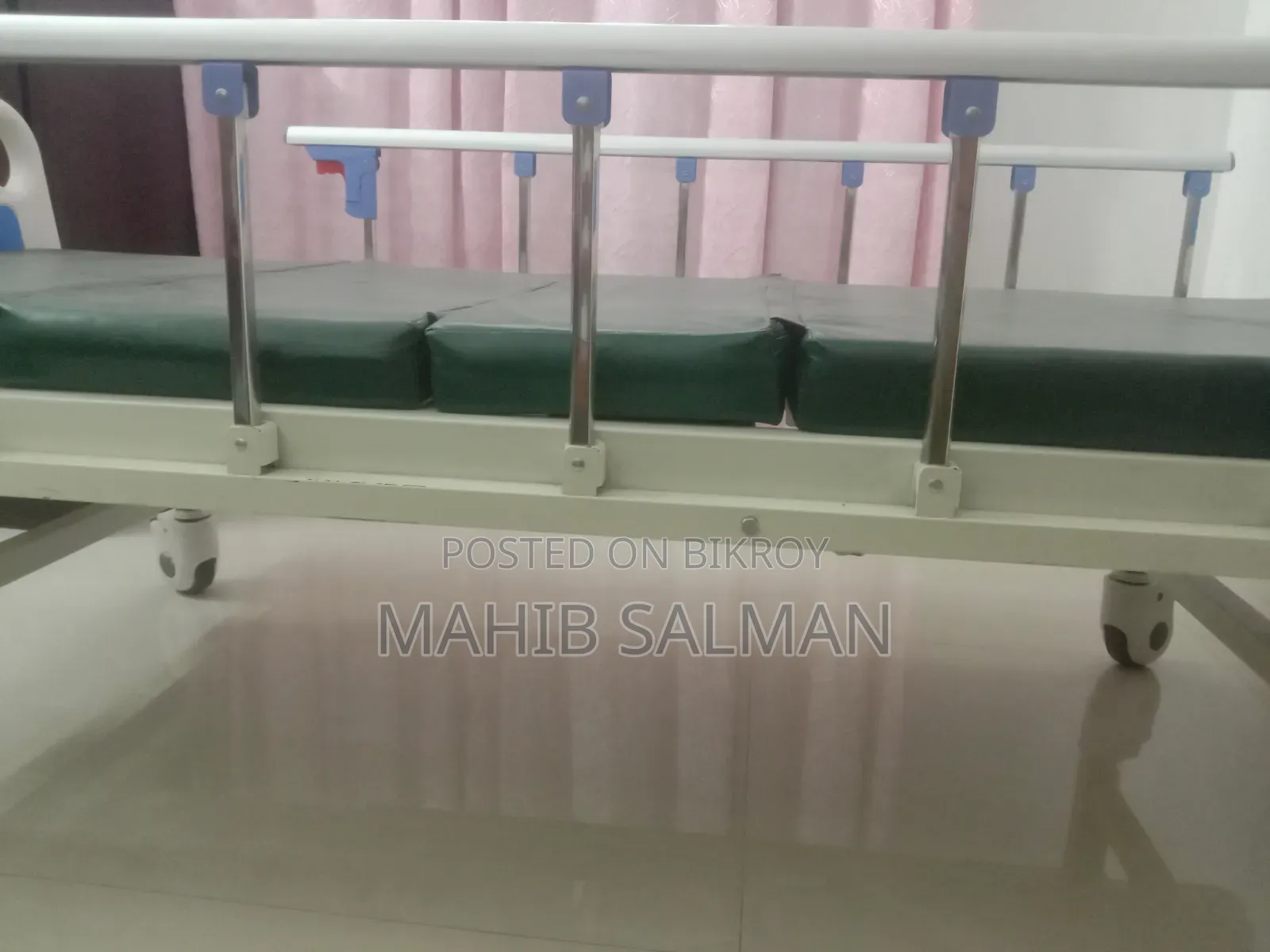 Manual Hospital Bed