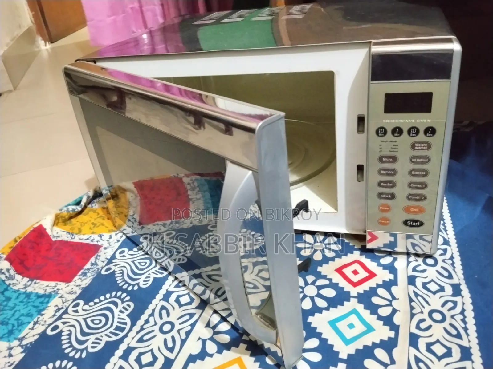 Microwave Oven