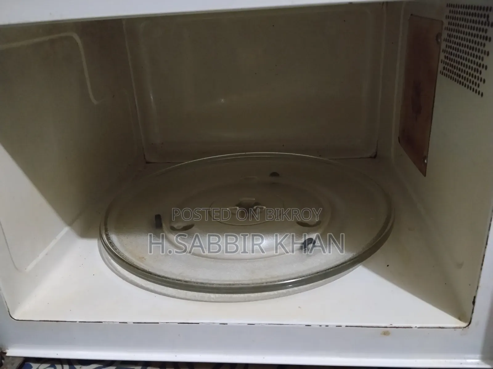 Microwave Oven