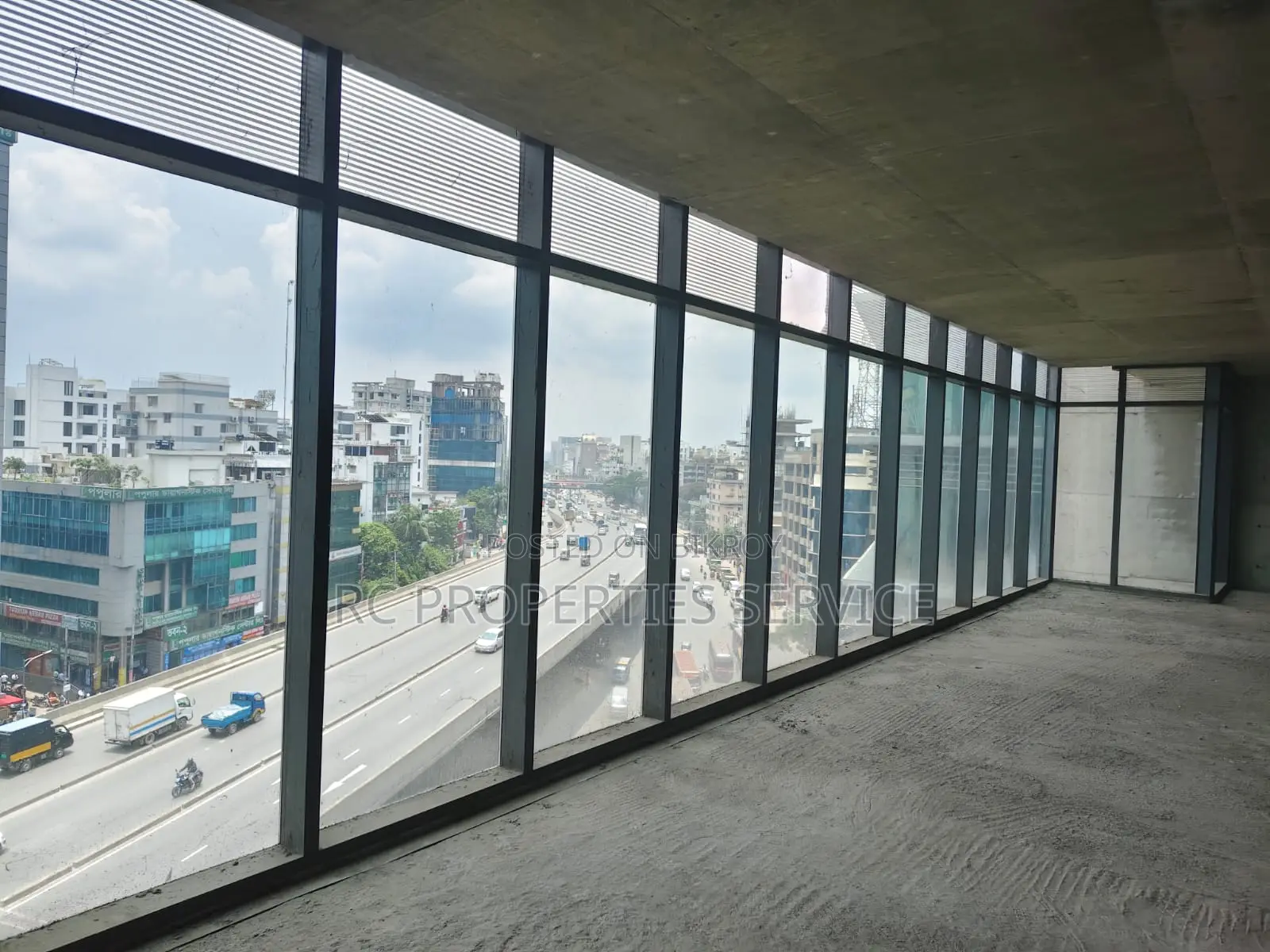 4440 sq. ft. Nice Commercial Office Space Rent Uttara (A2)