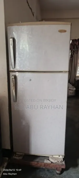 Singer Fridge