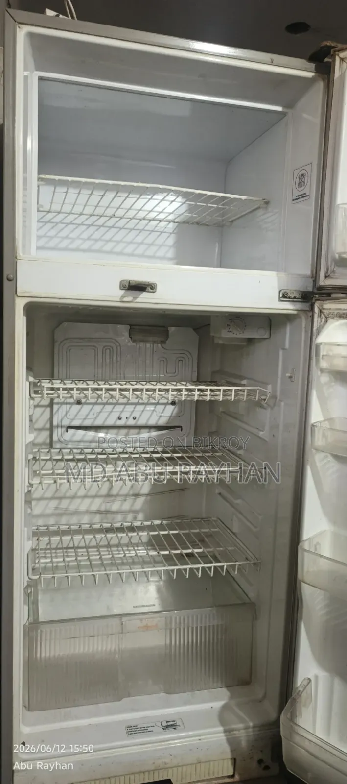 Singer Fridge