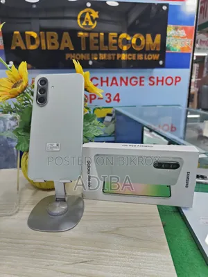 New Samsung Galaxy A56 128 GB Green