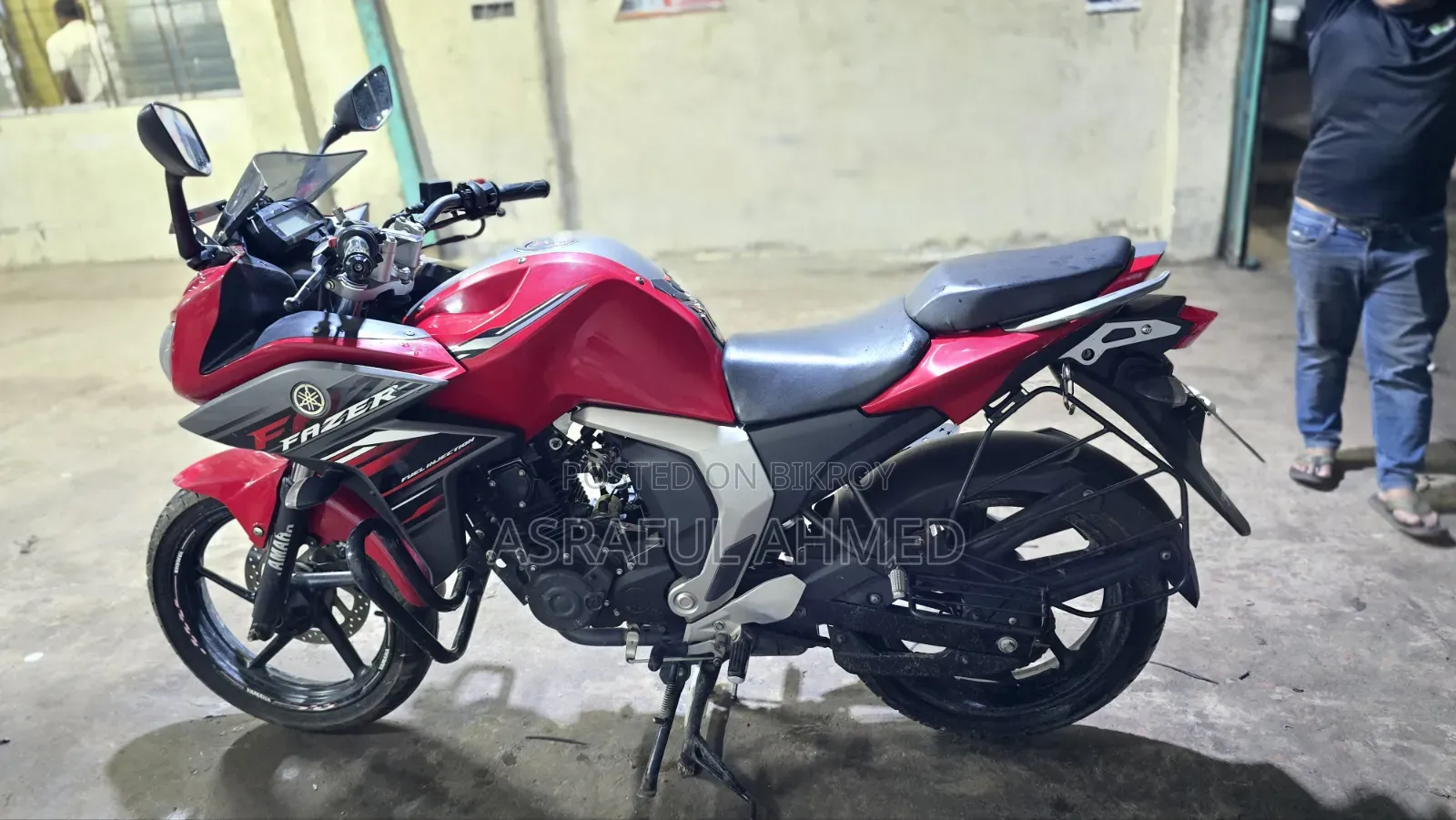 Yamaha 2022 Red