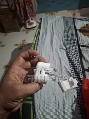 অ্যাপল অ্যাডাপ্টার
