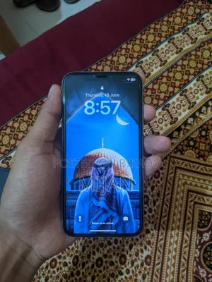 Apple iPhone X 64 GB White