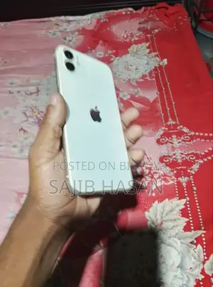 Apple iPhone 11 64 GB White