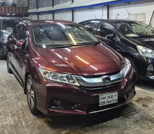 Honda Grace 2015 Red