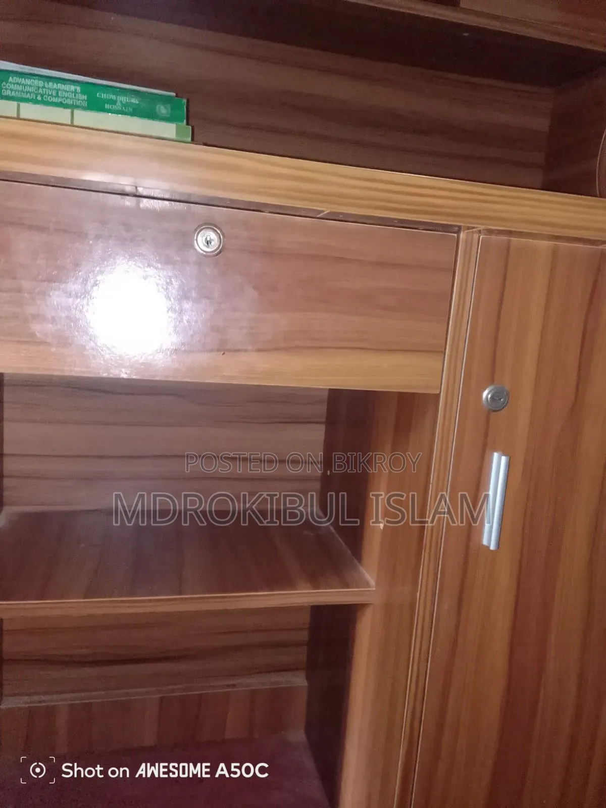 Reading Table New Condition