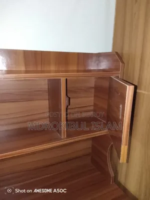 Reading Table New Condition