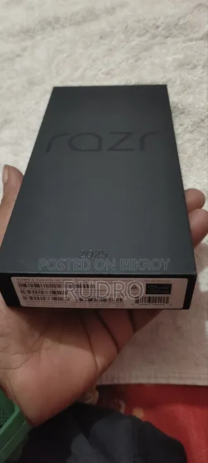 Motorola Razr+ 2025 256 GB Blue