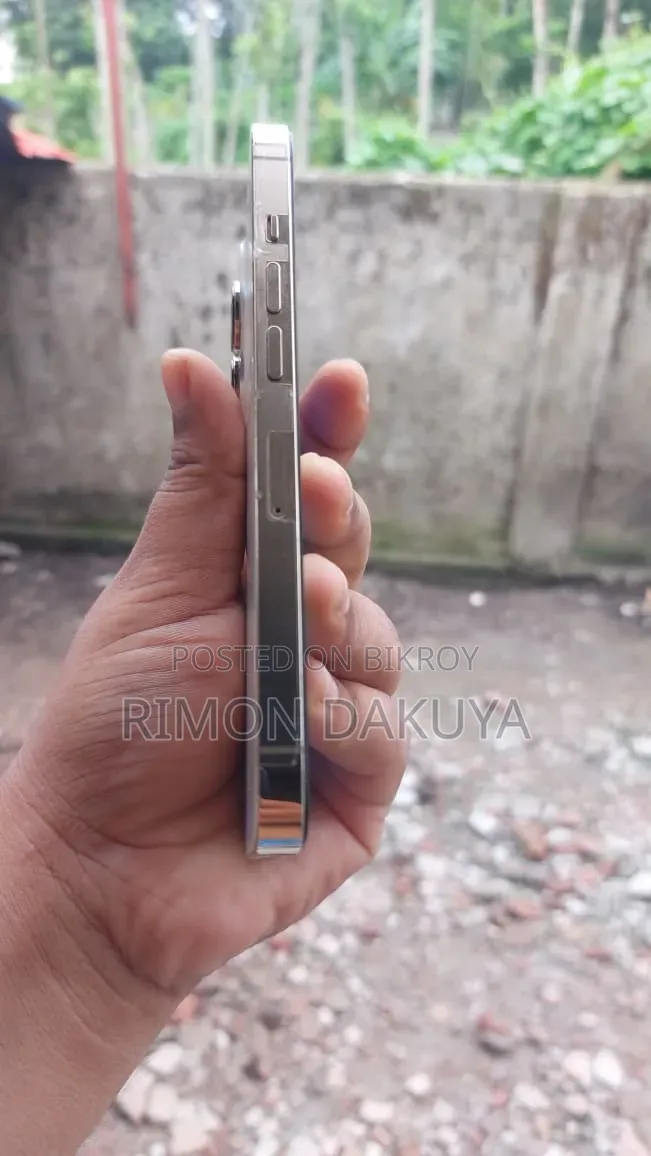 নতুন অ্যাপল আইফোন ১৩ প্রো ১২৮ জিবি গোল্ড