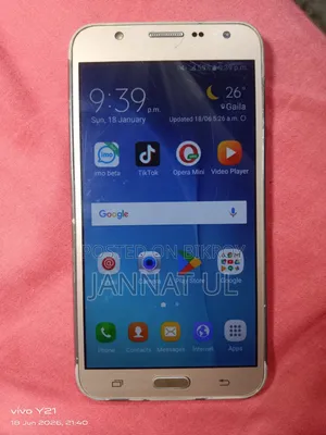 Samsung Galaxy J7 16 GB Gold