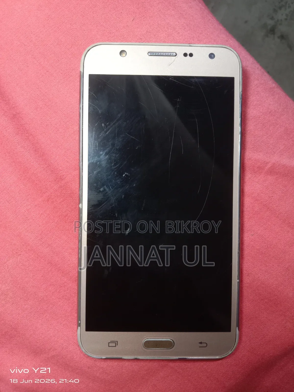 Samsung Galaxy J7 16 GB Gold