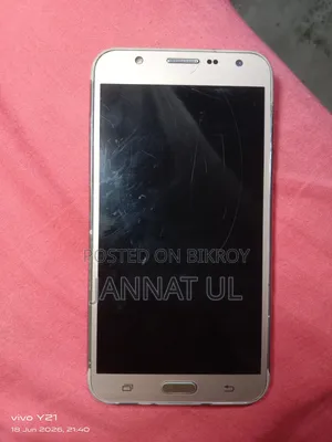 Samsung Galaxy J7 16 GB Gold