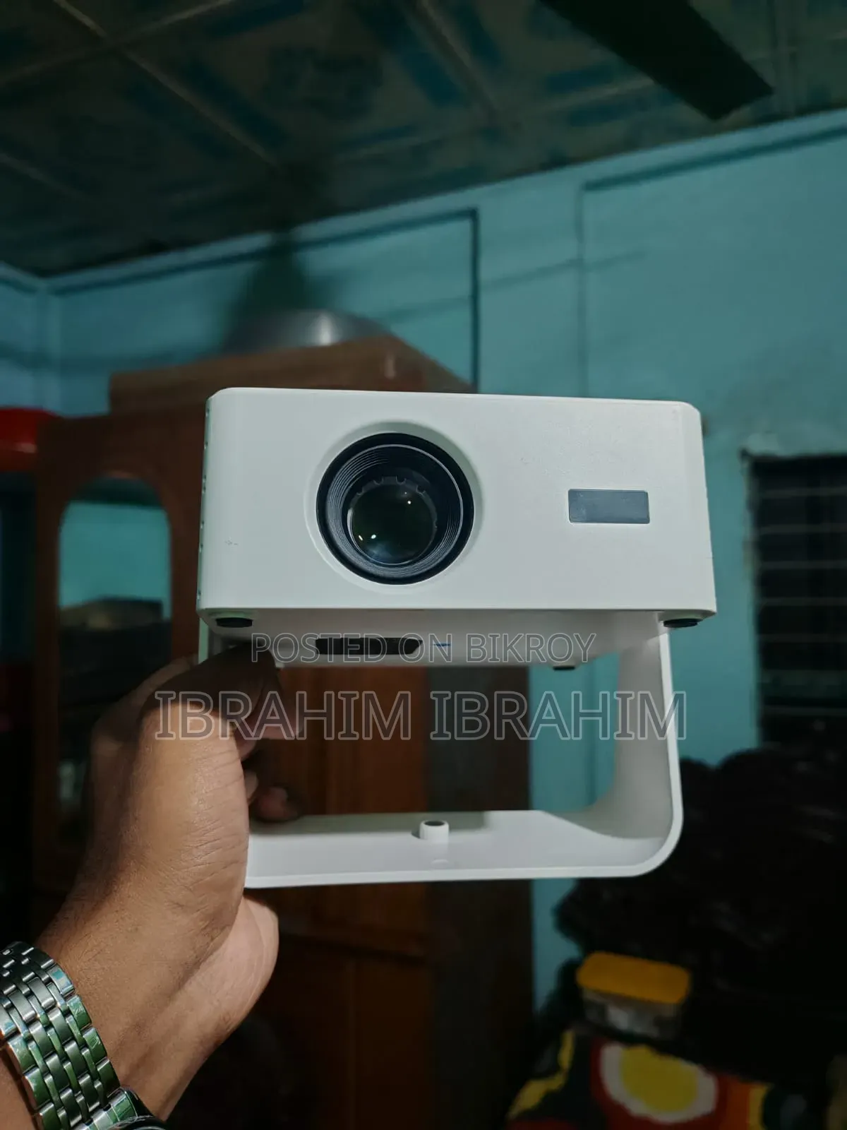 Projector for Sale