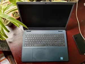Laptop Dell Inspiron 15 8GB Intel Core I3 HDD+SSD 1TB