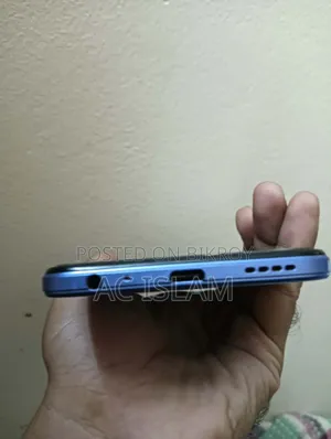 Vivo Y21 64 GB Blue