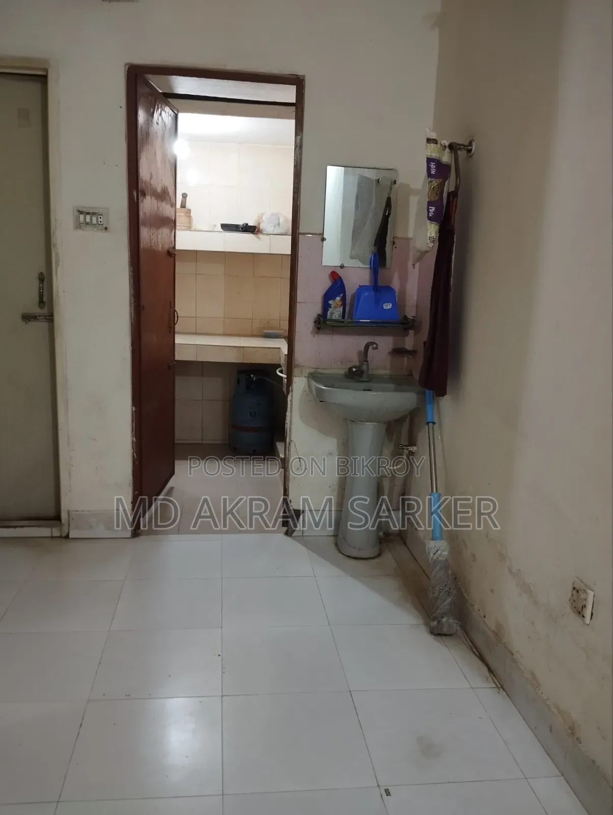 Furnished 3-bedroom Block of Flats in Private Property, Cantonment