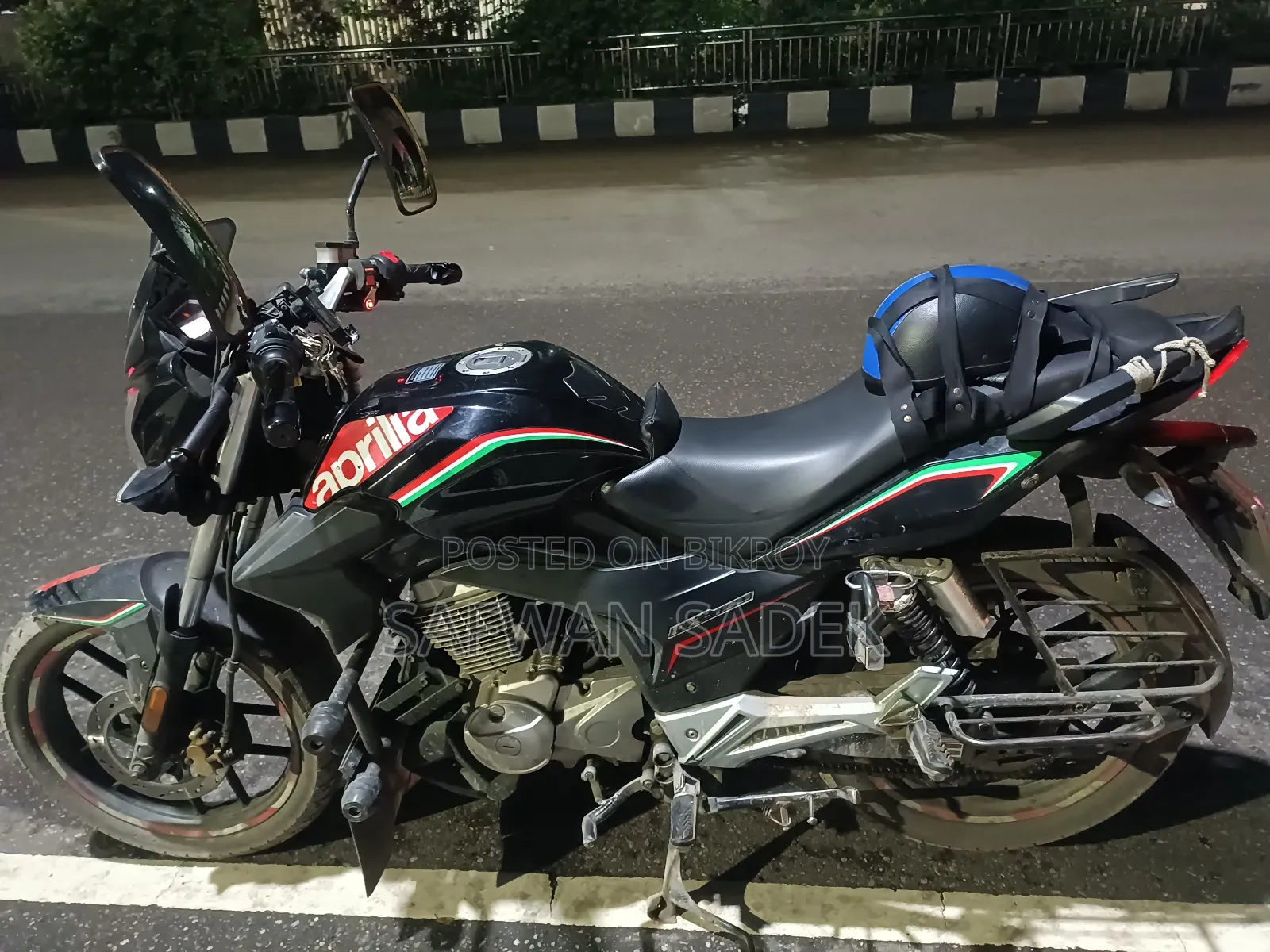 Aprilia FX 2018 Black