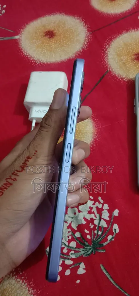 Vivo Y17s 128 GB Purple