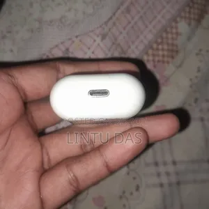 Headphone for sale